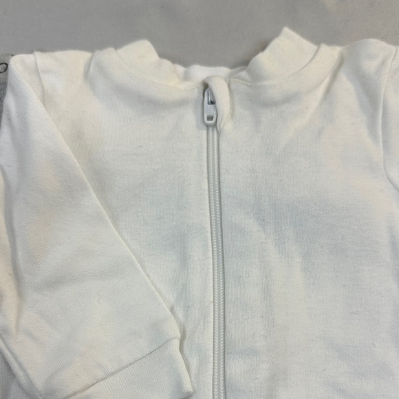 George - set of 3 premie Footies/Footed sleepers - Grey, White, and Checkered - Picture 5 of 7